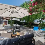 Makar Seaview Βίλα